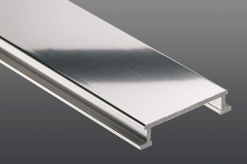 Perfil U aluminio anodizado plata brillante